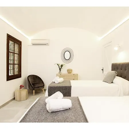 Villa Distinguished 4 Bedrooms Segu Cini *