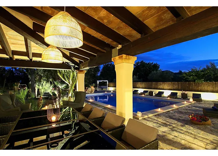 ヴィラ Distinguished 4 Bedrooms Segu Cini