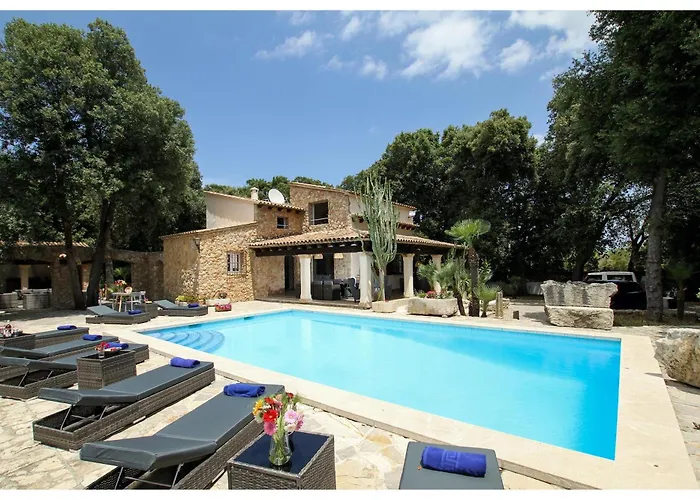 Distinguished 4 Bedrooms Segu Cini * ポレンサ