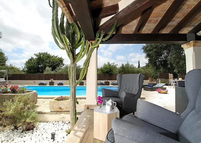 ヴィラ Distinguished 4 Bedrooms Segu Cini