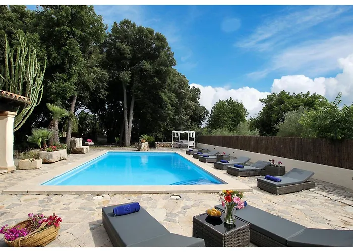 Distinguished 4 Bedrooms Segu Cini ヴィラ *