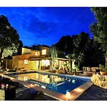 Villa Distinguished 4 Bedrooms Segu Cini