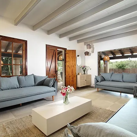 Distinguished 4 Bedrooms Segu Cini Recently Renovated With Modern Interior * Pollença