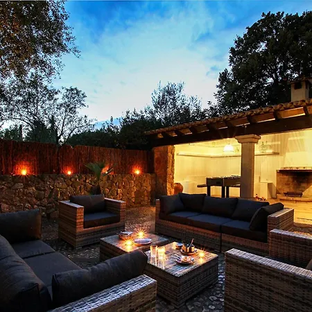 Villa Distinguished 4 Bedrooms Segu Cini Recently Renovated With Modern Interior Pollença