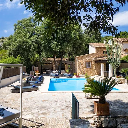 Distinguished 4 Bedrooms Segu Cini Recently Renovated With Modern Interior * Pollença