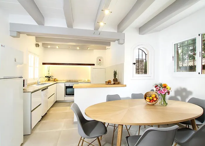 Distinguished 4 Bedrooms Segu Cini * Pollenca