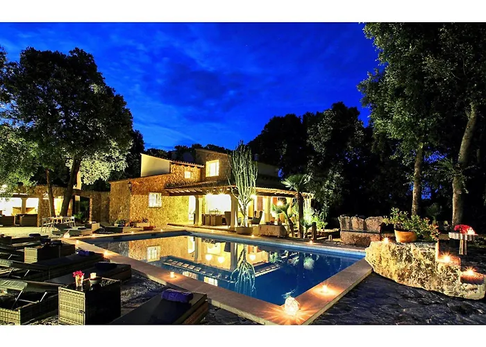 Villa Distinguished 4 Bedrooms Segu Cini